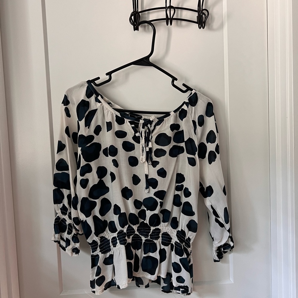 Woman’s dressy top